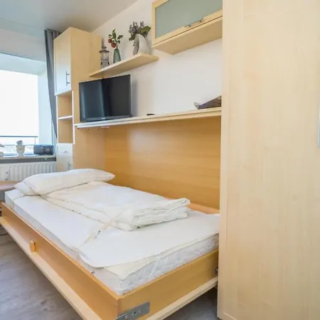 Haus-metropol-296 *
